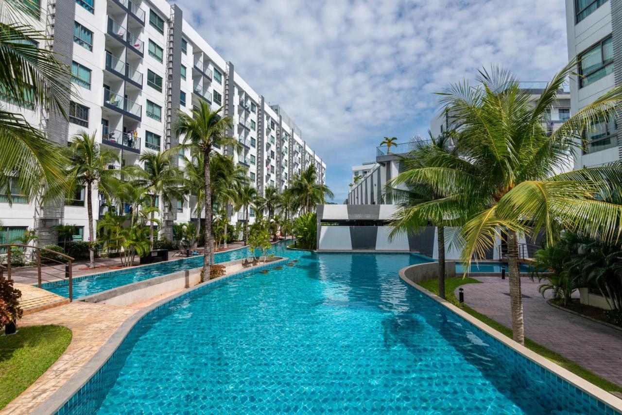 Apartment Rare Xxxl Swimming Pools - Free Fast Wifi - Floor Pool View Balcony *